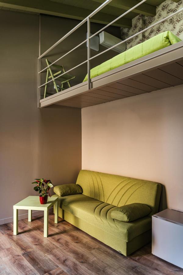 Antico Borgo B&B Con Spa - Adults Only Manerba del Garda Bagian luar foto