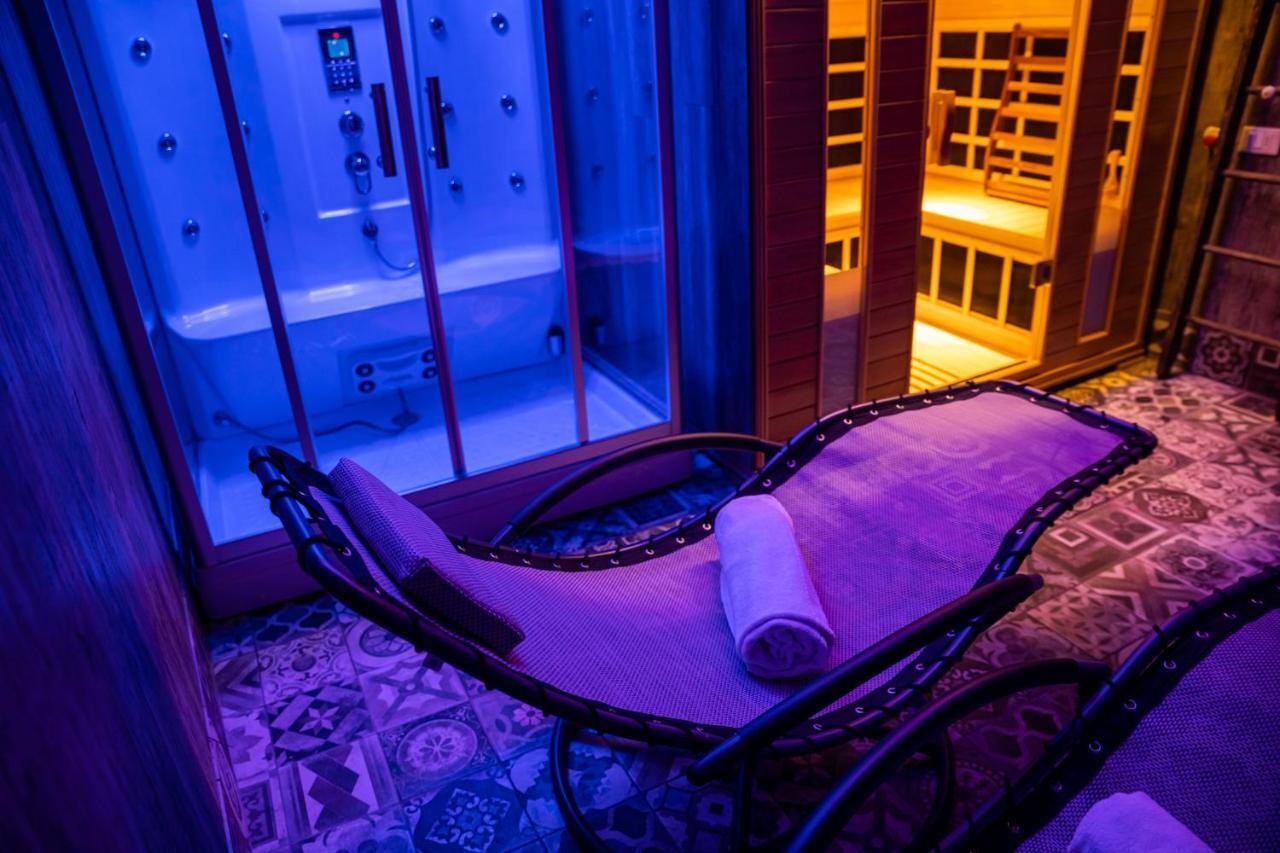 Antico Borgo B&B Con Spa - Adults Only Manerba del Garda Bagian luar foto